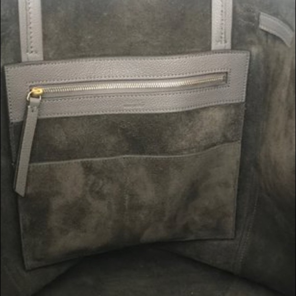 Authentic CELINE PARIS PHANTOM Calf Leather Tote Bag - Picture 4 of 10